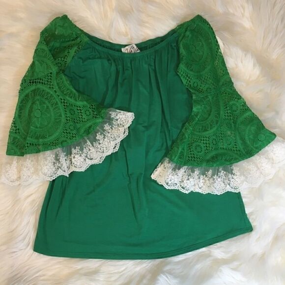 Final Price | Green and White Off Shoulder Crochet Bell Sleeve Lace Peasant Top - Picture 3 of 3